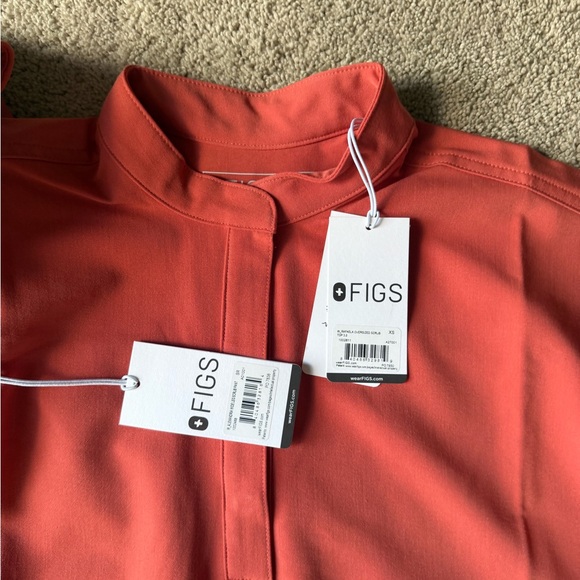 Figs set  Alexandria wide leg small red and Rafaela oversized top XS hibiscus - Picture 4 of 4